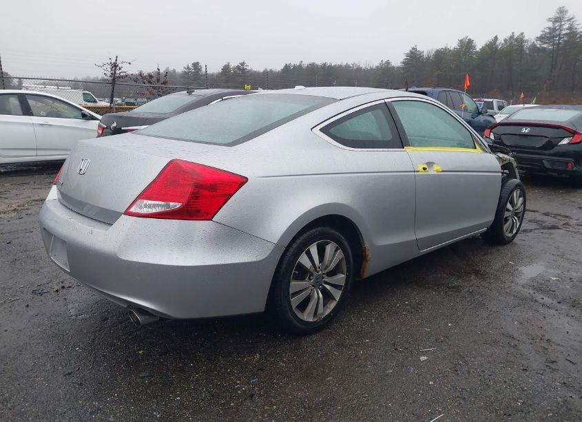 Photo 4 of 2012 Honda Accord 2.4 EX-L (VIN 1HGCS1B86CA008507)