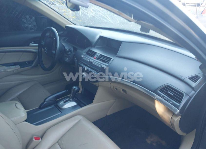 Photo 5 of 2010 Honda Accord 2.4 EX-L (VIN 1HGCS1B87AA016774)