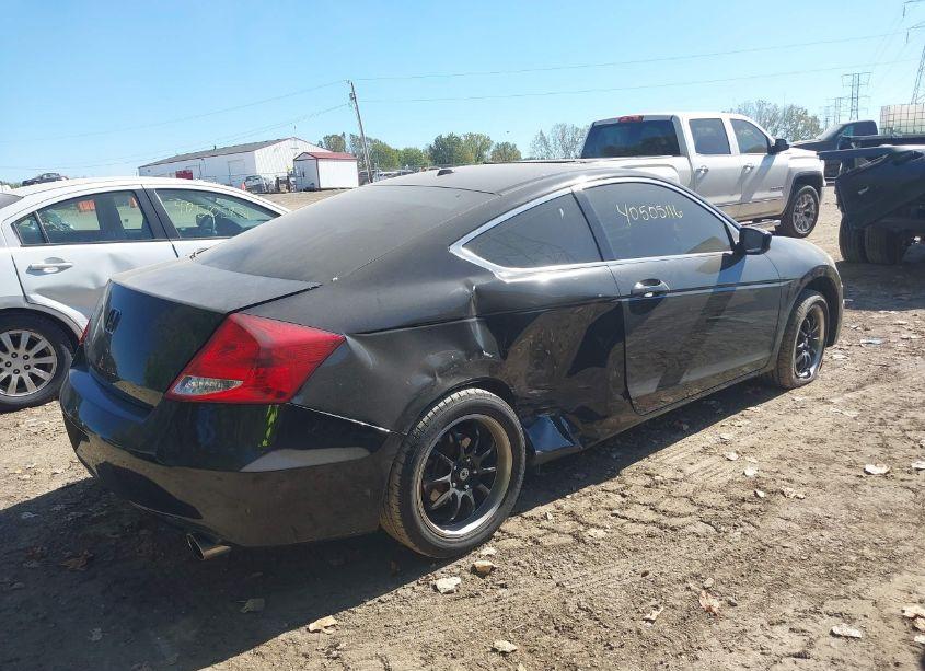 Photo 13 of 2011 Honda Accord 2.4 EX-L (VIN 1HGCS1B88BA001864)