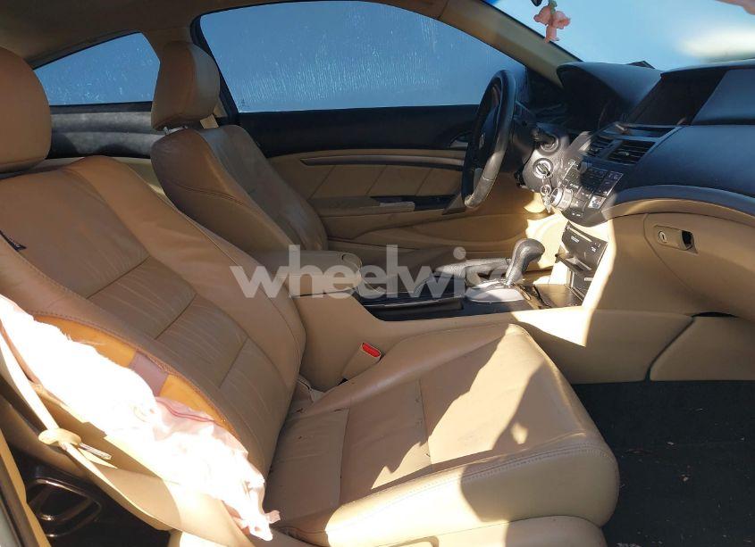 Photo 5 of 2011 Honda Accord 2.4 EX-L (VIN 1HGCS1B88BA009088)