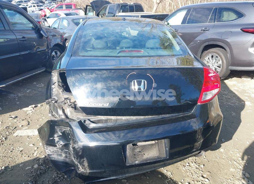 Photo 16 of 2012 Honda Accord CPE 2.4 EX-L/EX-L (VIN 1HGCS1B88CA012557)