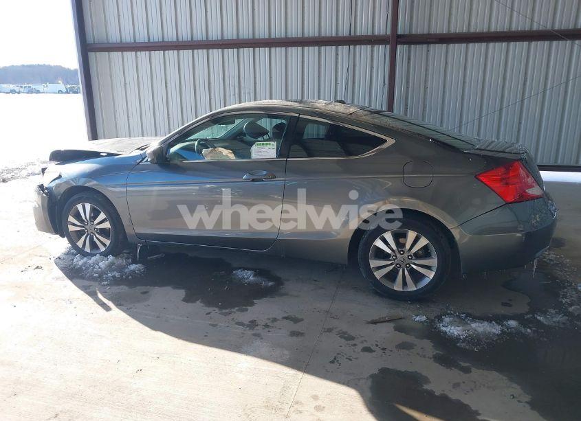 Photo 14 of 2012 Honda Accord CPE 2.4 EX-L/EX-L (VIN 1HGCS1B89CA015208)
