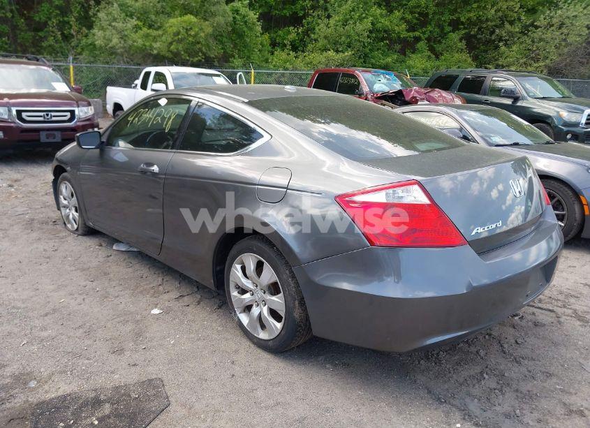 Photo 3 of 2010 Honda Accord 2.4 EX-L (VIN 1HGCS1B8XAA002920)