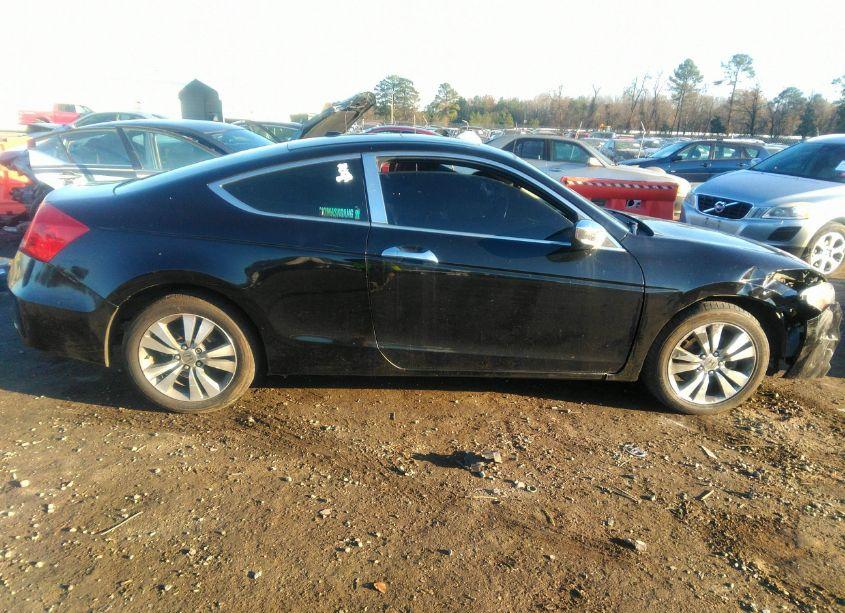 Photo 13 of 2011 Honda Accord 2.4 EX-L (VIN 1HGCS1B8XBA000229)