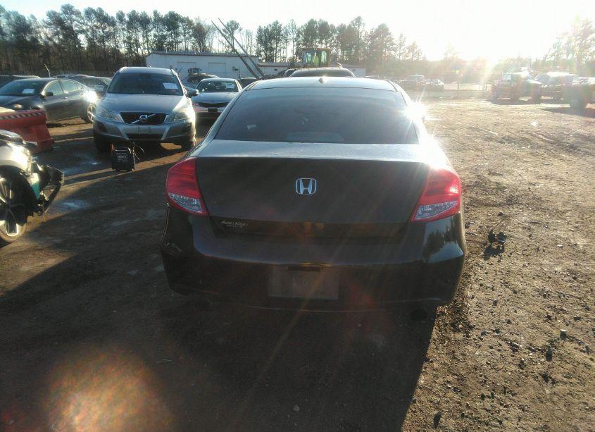 Photo 16 of 2011 Honda Accord 2.4 EX-L (VIN 1HGCS1B8XBA000229)