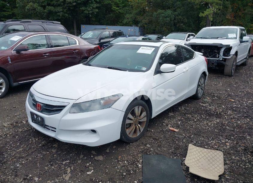 Photo 2 of 2011 Honda Accord 2.4 EX-L (VIN 1HGCS1B8XBA001123)