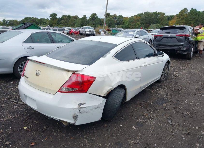 Photo 4 of 2011 Honda Accord 2.4 EX-L (VIN 1HGCS1B8XBA001123)