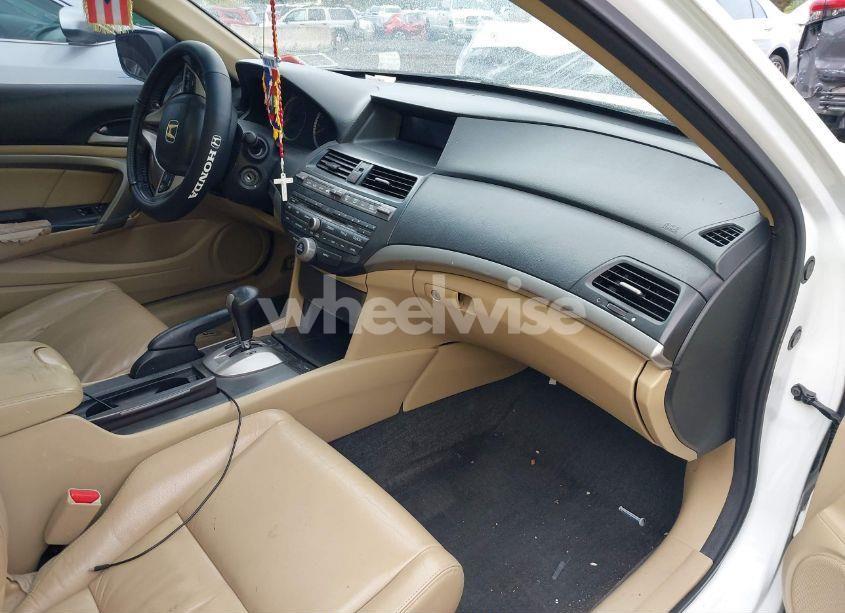 Photo 5 of 2011 Honda Accord 2.4 EX-L (VIN 1HGCS1B8XBA001123)