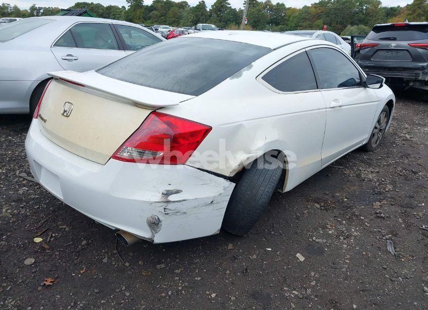 Photo 6 of 2011 Honda Accord 2.4 EX-L (VIN 1HGCS1B8XBA001123)