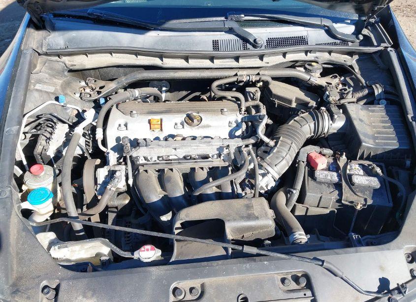 Photo 10 of 2011 Honda Accord 2.4 EX-L (VIN 1HGCS1B8XBA010565)