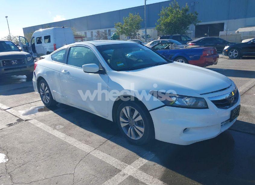 2011 Honda Accord 2.4 EX-L (VIN 1HGCS1B8XBA011148) main photo