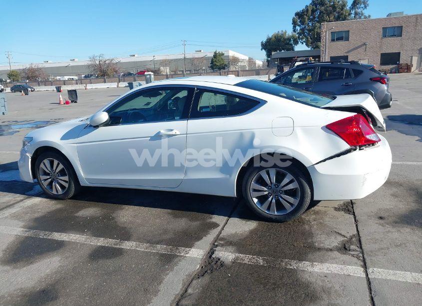 Photo 14 of 2011 Honda Accord 2.4 EX-L (VIN 1HGCS1B8XBA011148)