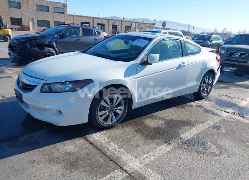 Photo 2 of 2011 Honda Accord 2.4 EX-L (VIN 1HGCS1B8XBA011148)