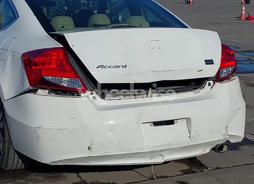 Photo 6 of 2011 Honda Accord 2.4 EX-L (VIN 1HGCS1B8XBA011148)