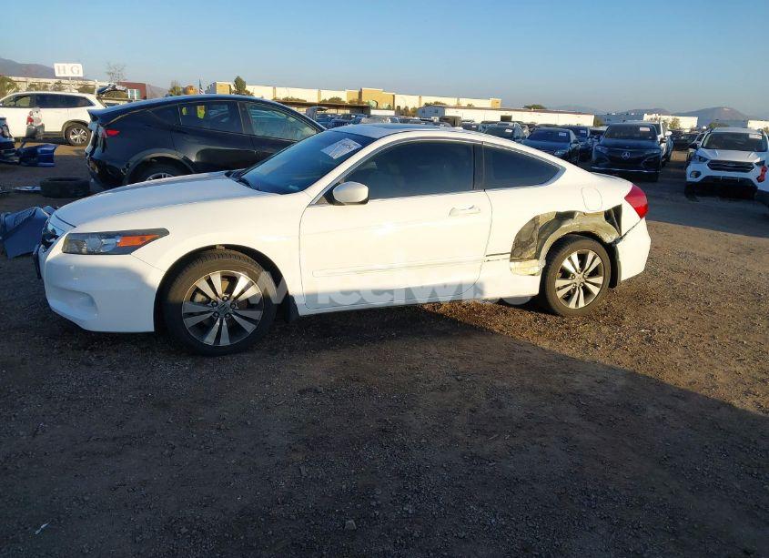 Photo 14 of 2011 Honda Accord 2.4 EX-L (VIN 1HGCS1B8XBA011361)