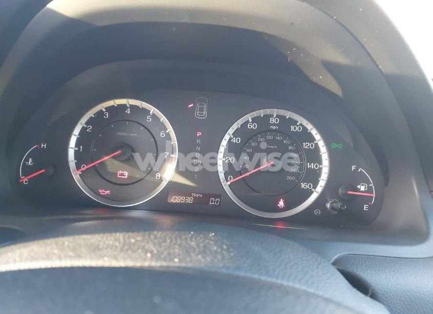 Photo 7 of 2011 Honda Accord 2.4 EX-L (VIN 1HGCS1B8XBA011361)