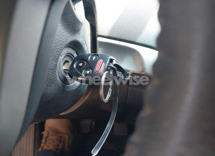 Photo 11 of 2011 Honda Accord 2.4 EX-L (VIN 1HGCS1B8XBA011764)