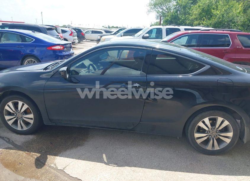 Photo 14 of 2011 Honda Accord 2.4 EX-L (VIN 1HGCS1B8XBA011764)