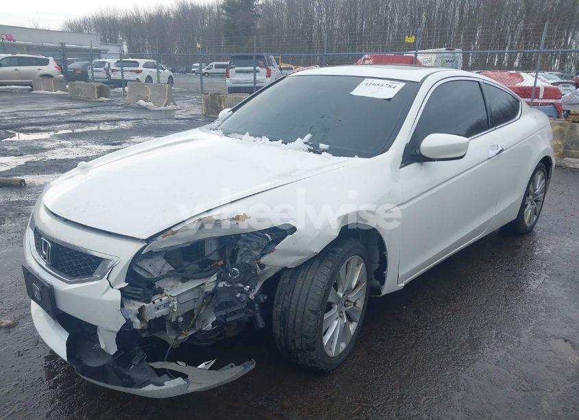 Photo 2 of 2009 Honda Accord CPE EX-L (VIN 1HGCS22839A003554)