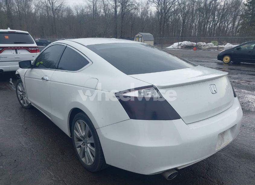 Photo 3 of 2009 Honda Accord CPE EX-L (VIN 1HGCS22839A003554)