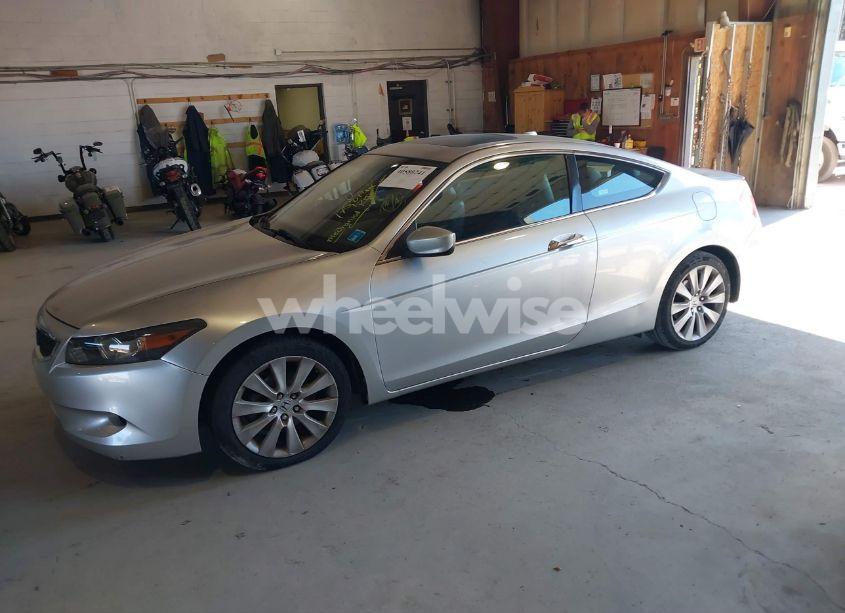 Photo 2 of 2009 Honda Accord 3.5 EX-L (VIN 1HGCS22839A004302)