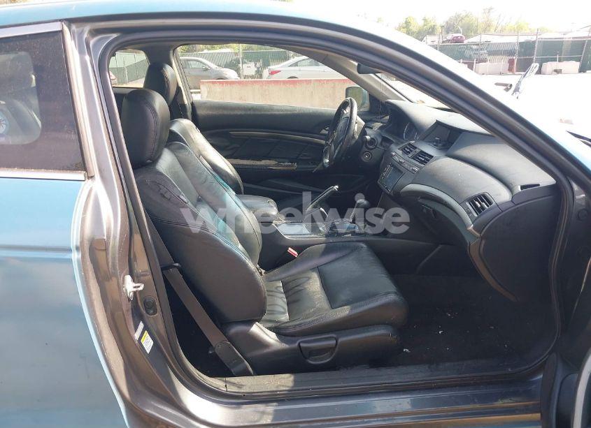 Photo 5 of 2009 Honda Accord 3.5 EX-L (VIN 1HGCS22839A008107)