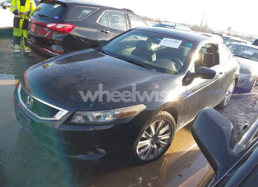 Photo 2 of 2008 Honda Accord 3.5 EX-L (VIN 1HGCS22898A005971)