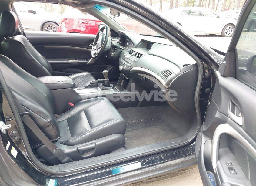 Photo 5 of 2010 Honda Accord 3.5 EX-L (VIN 1HGCS2A80AA006918)