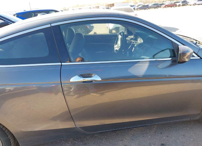 Photo 13 of 2011 Honda Accord 3.5 EX-L (VIN 1HGCS2A86BA002096)