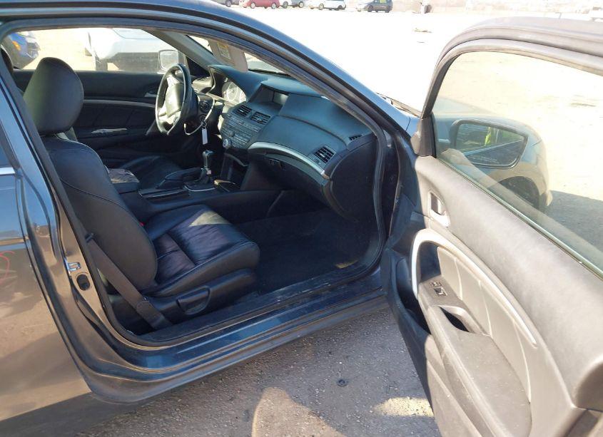 Photo 5 of 2011 Honda Accord 3.5 EX-L (VIN 1HGCS2A86BA002096)