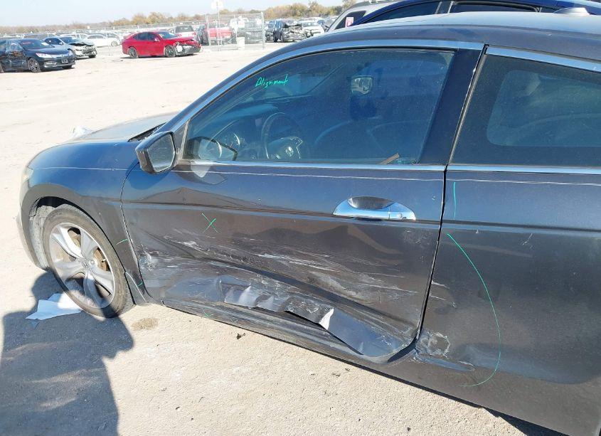 Photo 6 of 2011 Honda Accord 3.5 EX-L (VIN 1HGCS2A86BA002096)