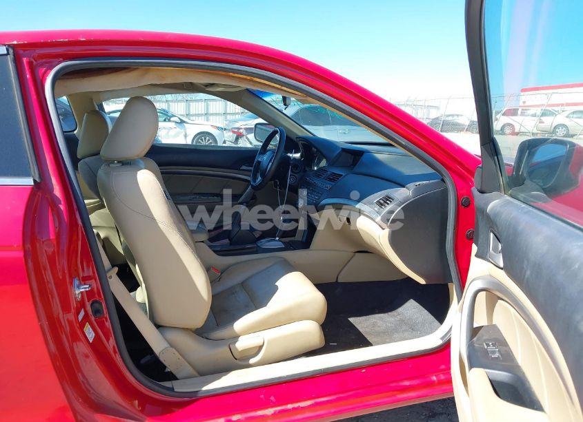 Photo 5 of 2010 Honda Accord 3.5 EX-L (VIN 1HGCS2B80AA005332)