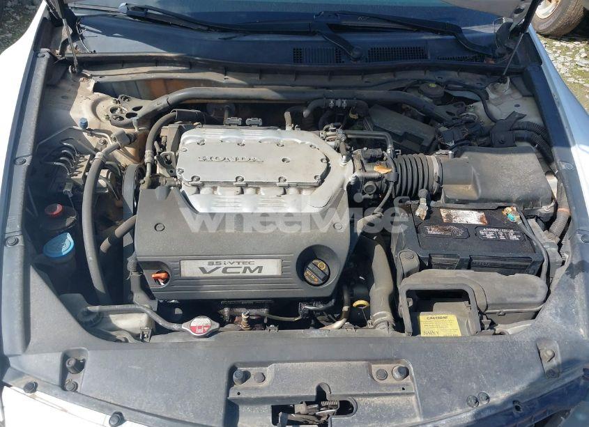 Photo 10 of 2011 Honda Accord 3.5 EX-L (VIN 1HGCS2B80BA001833)