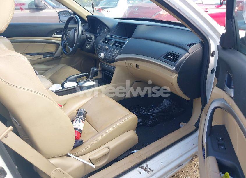 Photo 5 of 2011 Honda Accord 3.5 EX-L (VIN 1HGCS2B80BA001833)