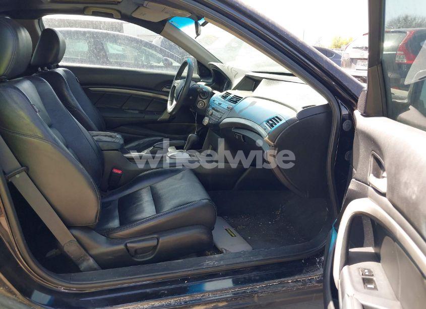 Photo 5 of 2010 Honda Accord 3.5 EX-L (VIN 1HGCS2B81AA003931)