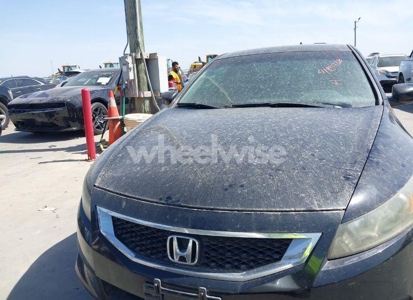 Photo 6 of 2010 Honda Accord 3.5 EX-L (VIN 1HGCS2B81AA003931)