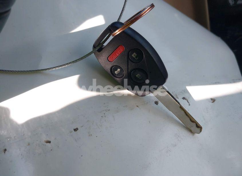 Photo 11 of 2010 Honda Accord 3.5 EX-L (VIN 1HGCS2B81AA005792)