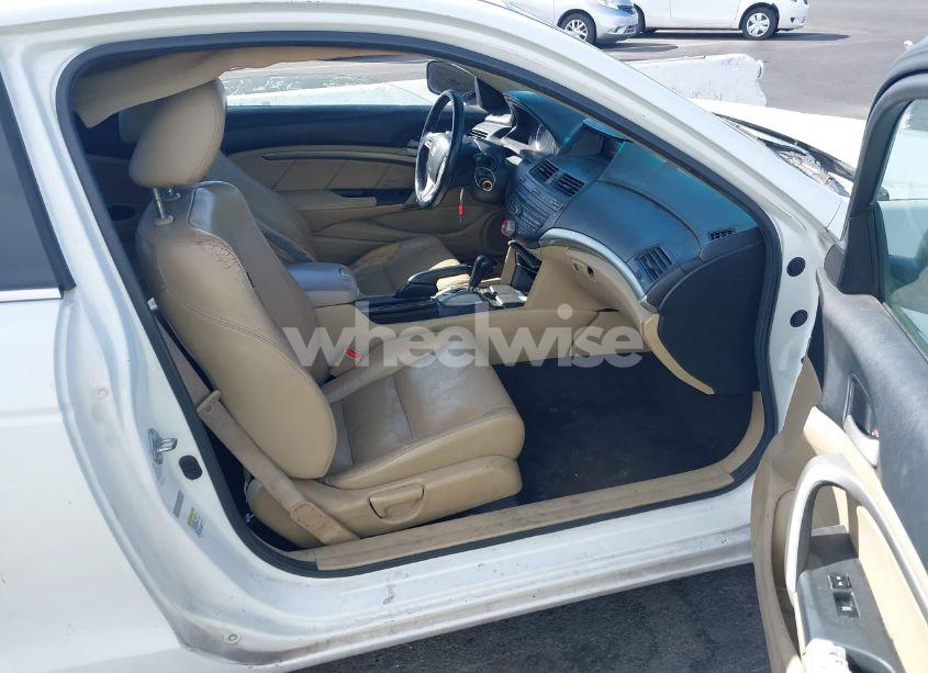 Photo 5 of 2010 Honda Accord 3.5 EX-L (VIN 1HGCS2B81AA005792)