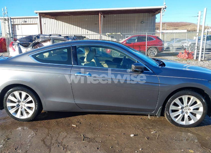 Photo 13 of 2010 Honda Accord 3.5 EX-L (VIN 1HGCS2B81AA009549)