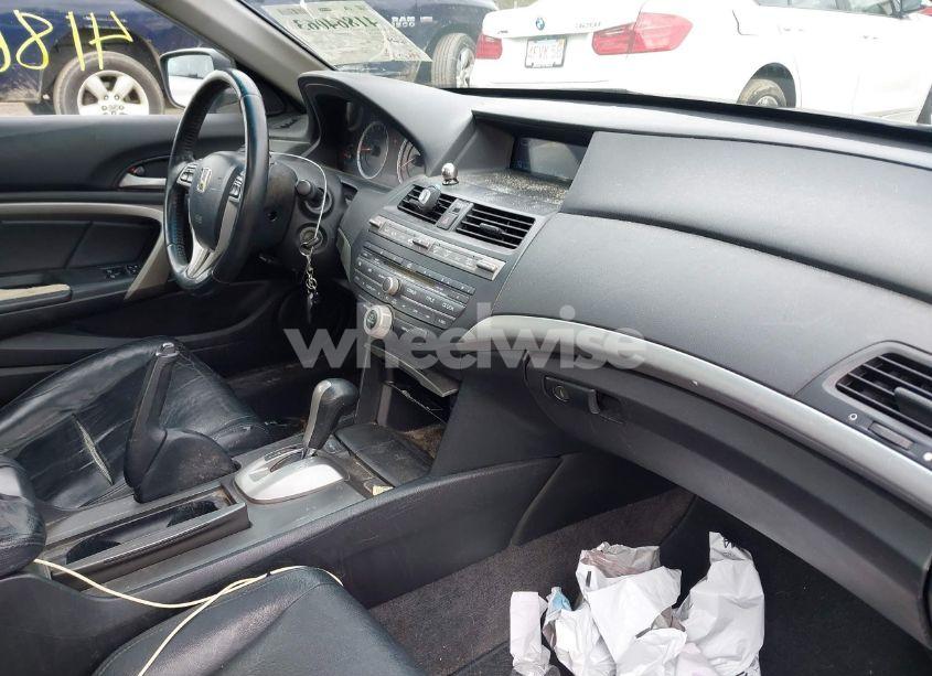 Photo 5 of 2010 Honda Accord 3.5 EX-L (VIN 1HGCS2B82AA002318)