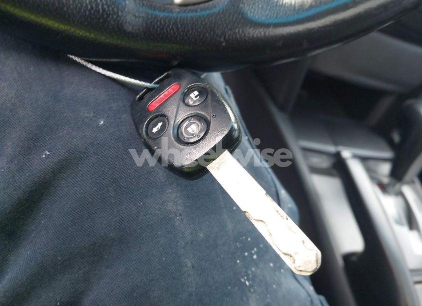 Photo 11 of 2010 Honda Accord 3.5 EX-L (VIN 1HGCS2B82AA004991)