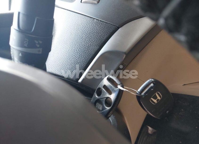 Photo 11 of 2010 Honda Accord 3.5 EX-L (VIN 1HGCS2B82AA005798)