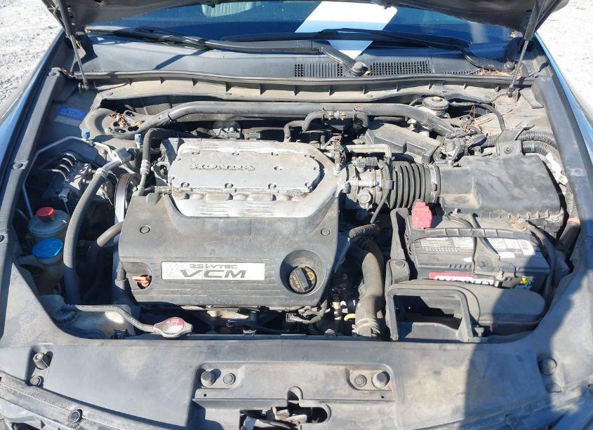 Photo 10 of 2011 Honda Accord 3.5 EX-L (VIN 1HGCS2B82BA000635)