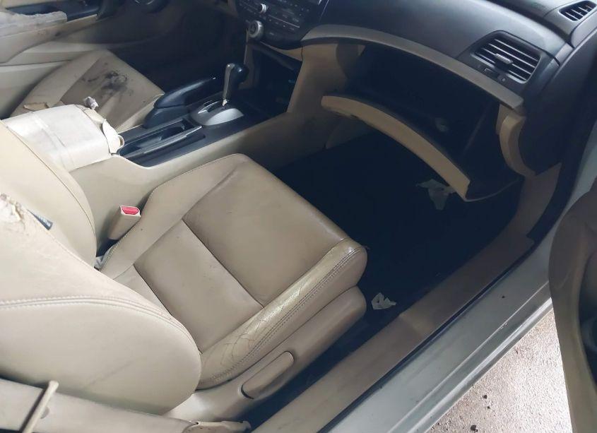 Photo 5 of 2011 Honda Accord 3.5 EX-L (VIN 1HGCS2B82BA007424)