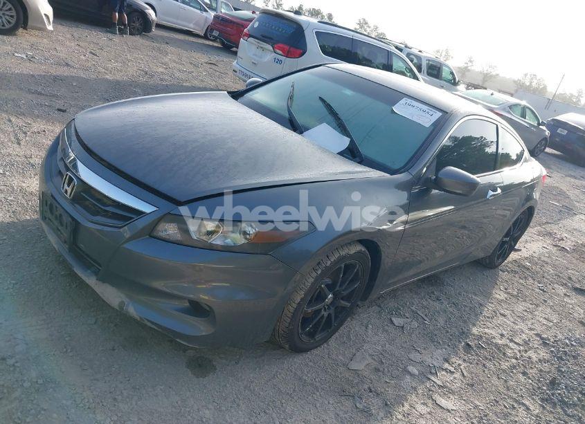 Photo 2 of 2011 Honda Accord 3.5 EX-L (VIN 1HGCS2B82BA007455)