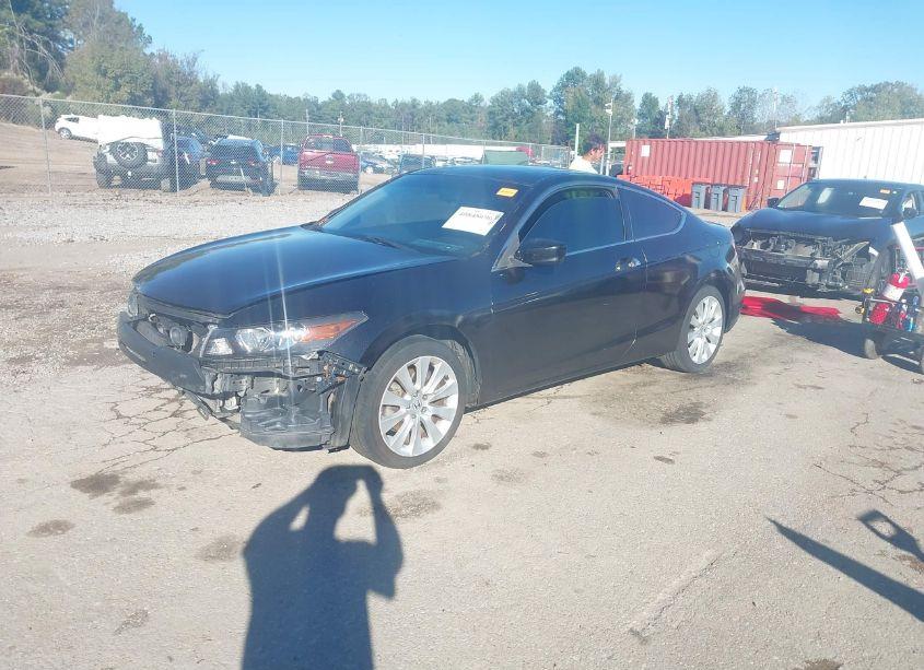 Photo 2 of 2010 Honda Accord CPE 3.5 EX-L/EX-L (VIN 1HGCS2B83AA000352)