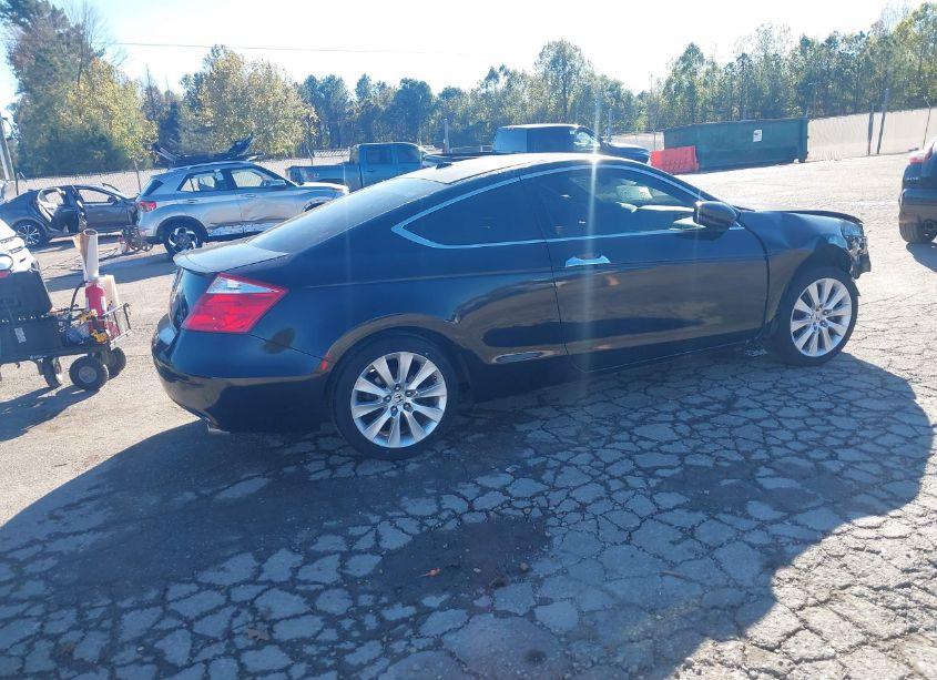 Photo 4 of 2010 Honda Accord CPE 3.5 EX-L/EX-L (VIN 1HGCS2B83AA000352)