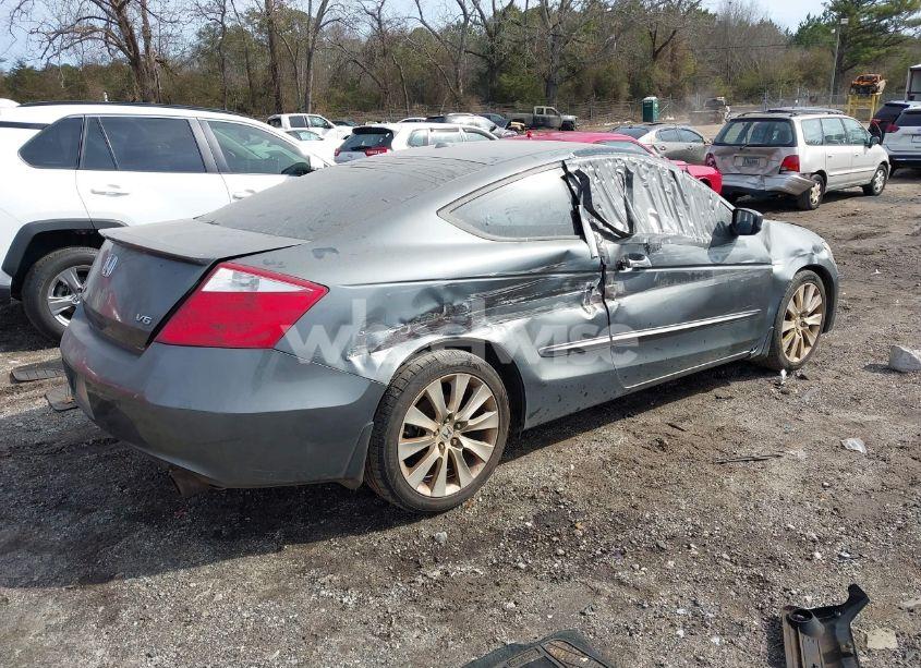 Photo 4 of 2010 Honda Accord 3.5 EX-L (VIN 1HGCS2B83AA002702)