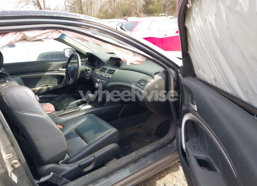 Photo 5 of 2010 Honda Accord 3.5 EX-L (VIN 1HGCS2B83AA002702)