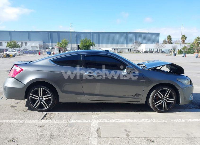 Photo 13 of 2010 Honda Accord 3.5 EX-L (VIN 1HGCS2B84AA008931)